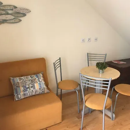 Madragoa Flat شقة *