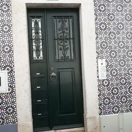 Madragoa Flat Lisbon